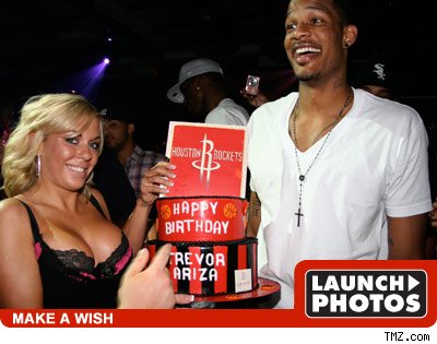 ExTrevor Ariza Laker Enjoys Laker Perks One Last Time