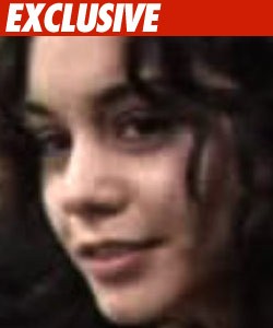 Vanessa Hudgens Attacks Over Naked Pics