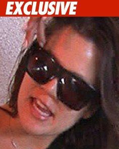 Khloe Kardashian Cuts Stylist Down to Size