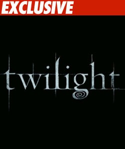 'Twilight' Bites Back at Unauthorized Magazine