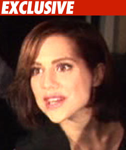 Brittany Murphy's Body Transferred to Cemetery