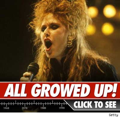 The Chick in T'Pau: 'Memba Her?