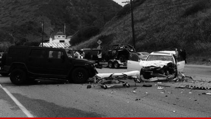 Bruce Jenner in Horrible Car Crash &ndash; 1 Person Dead | TMZ.com