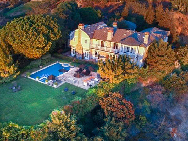 Jessica Alba's Dad Found Her a 10 Million Estate!!!