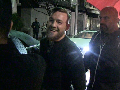 Conor McGregor: I Was COMPLIMENTING Khloe's Ass ... But Floyd's Still a Bitch (VIDEO)