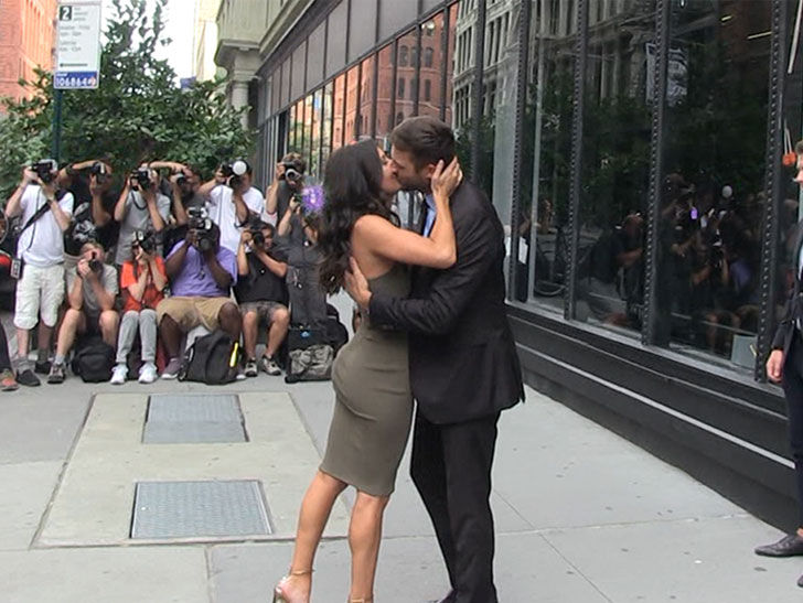 'Bachelorette' Becca Kufrin and Garrett Kiss for Cameras Day After Finale