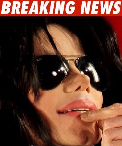 Michael Jackson Estate Pays 10% to Executors
