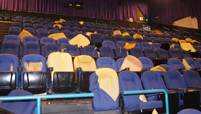 15 Top Pictures After 2 Movie Theaters - New York City Movie Theaters to Reopen Next Month at ...