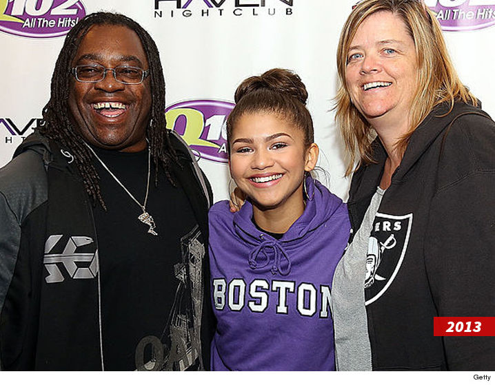 Zendaya Coleman's Mom Files for Divorce | TMZ.com