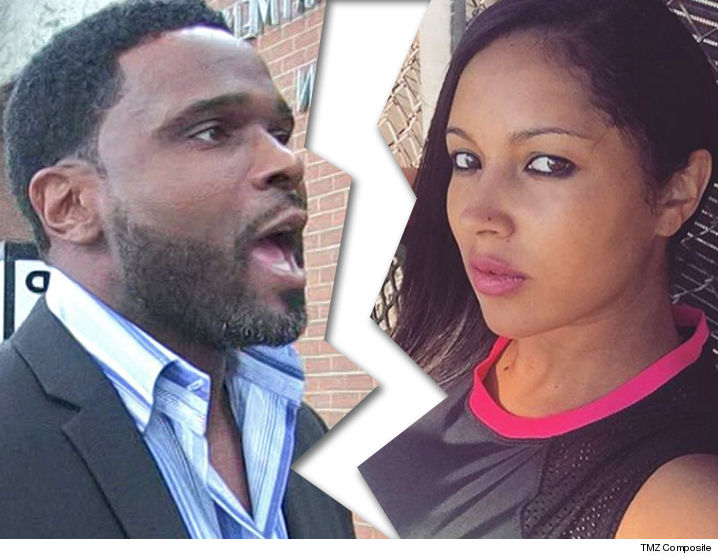 Darius McCrary's Wife Files for Divorce, Fears for Daughter | TMZ.com