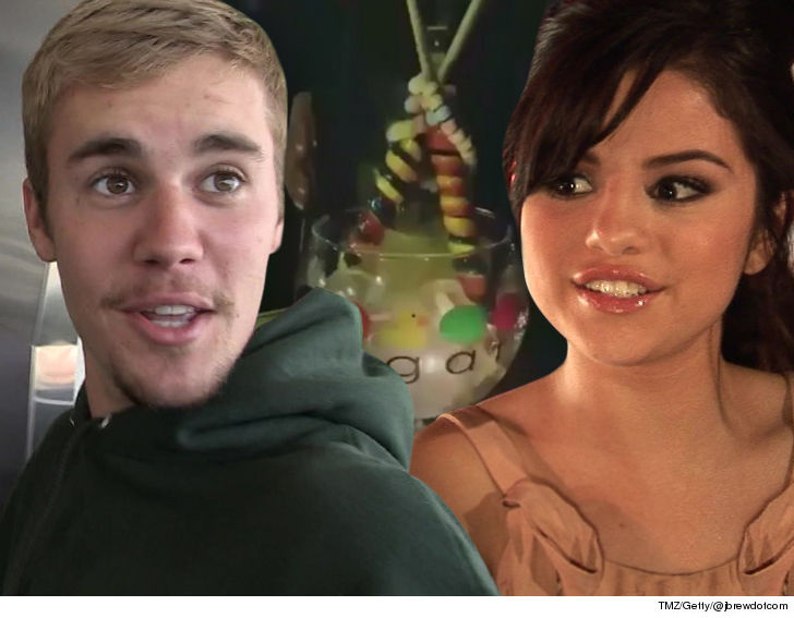 Justin Bieber and Selena Gomez Fly to Seattle for Sweetest 'Virgin ...