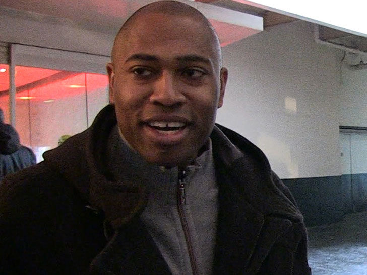 Shaun Alexander on Seahawks Struggles Teams Age, Life Happens