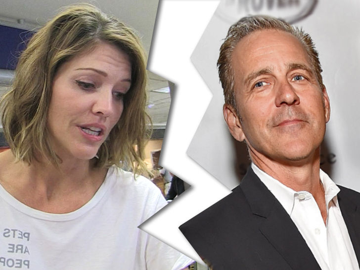 'Battlestar Galactica' Star Tricia Helfer Files for Divorce