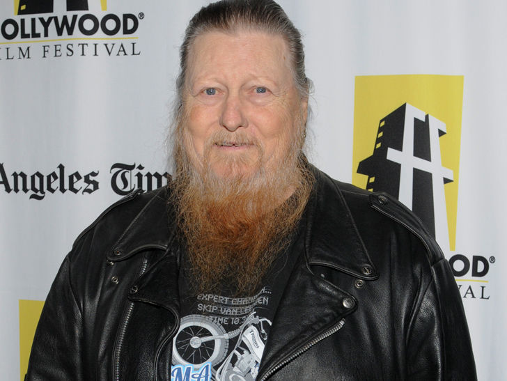 'Justified' Actor Mickey Jones Dead at 76