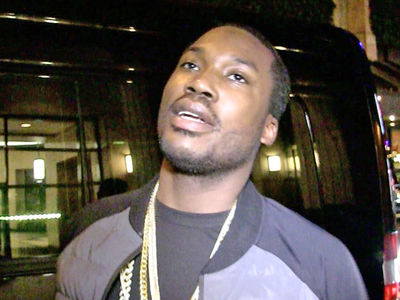 Meek Mills Arresting Officer Dubbed Corrupt by Philly D.A.s Office Meek Mills Arresting Officer Dubbed Corrupt by Philly D.A.s Office