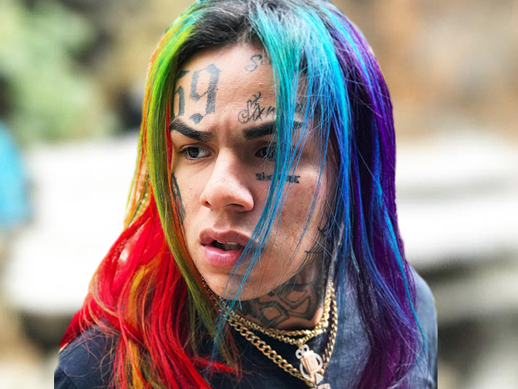 Tekashi69 Arrives in Texas, Gang Member Immediately Arrested at Airport