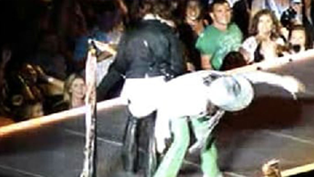 111118-joe-perry-shove-kal-1080x608.jpeg