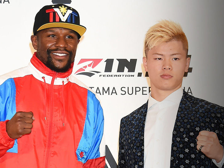 Floyd Mayweather and Tenshin Nasukawa Hold Open Workouts Before Fight
