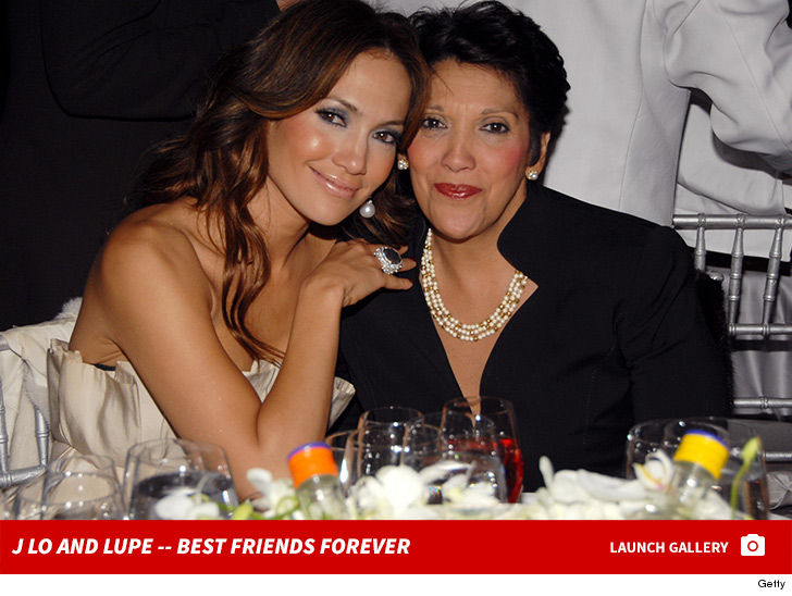 Jennifer Lopez&rsquo;s Mom Gets Hit in the Head As They Are Mobbed By Fans in