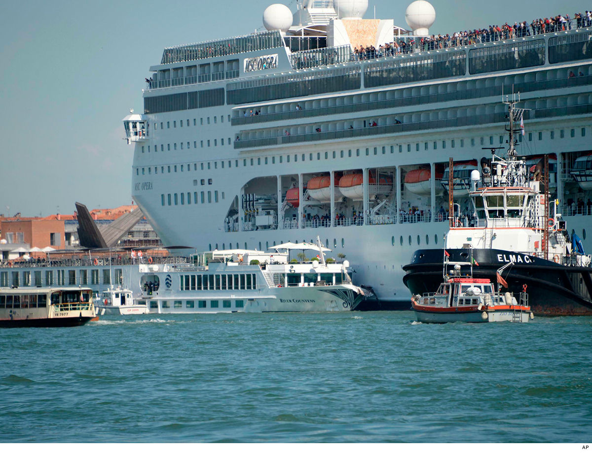 Giant Cruise Ship Crashes Into Tour Boat Off of Venice Dock