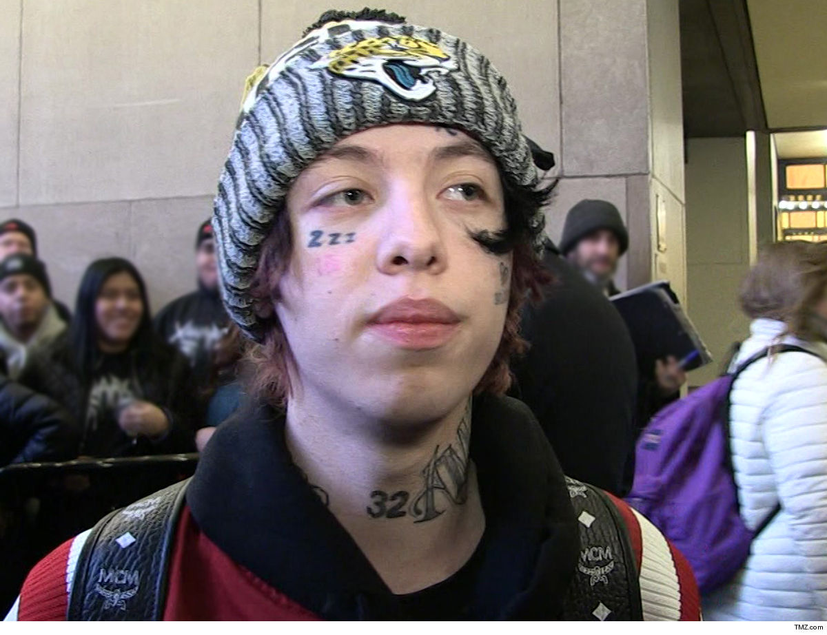 Lil xan без шапки